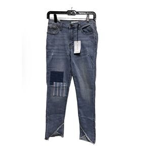 004-004 NWT Luna Nora Jeans Women's Size 4 Blue Light Wash Skinny Distress 28x26